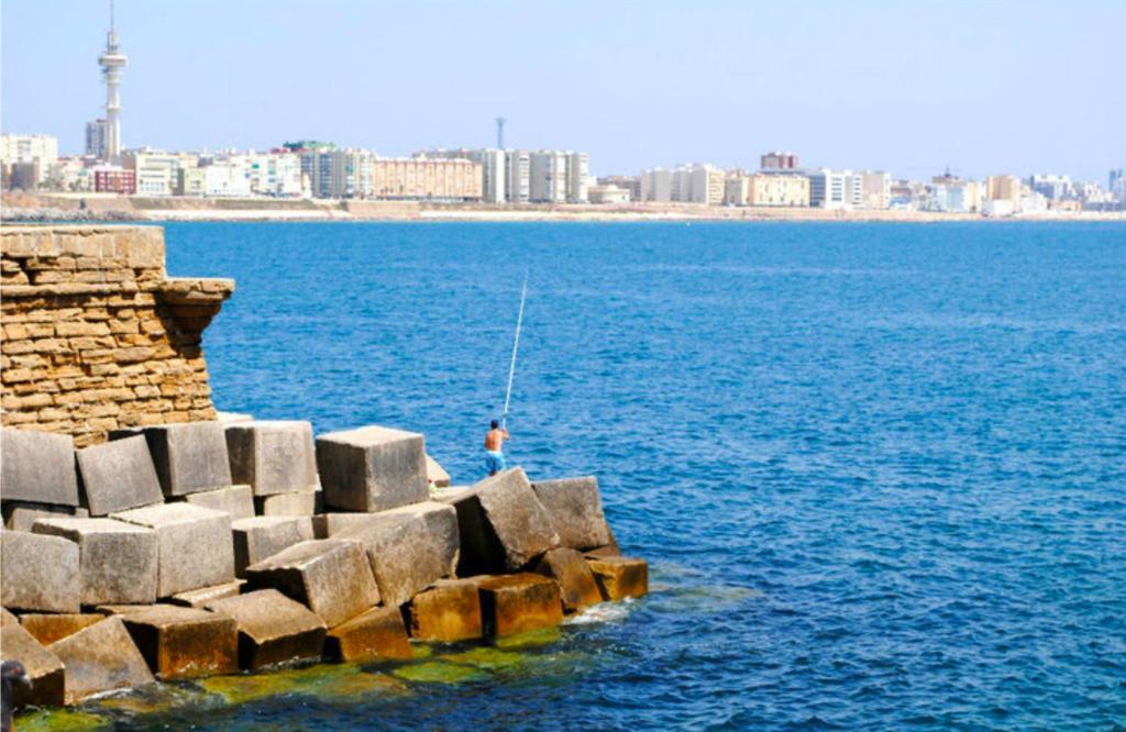 Cadiz Inn Backpackers Bagian luar foto