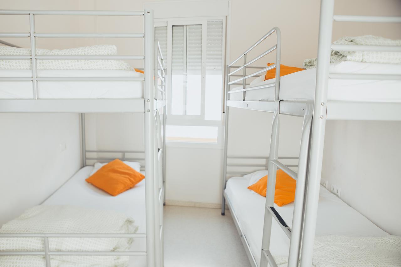 Cadiz Inn Backpackers Bagian luar foto